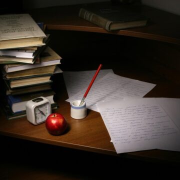 How to Craft Original Essays with ChatGPT: Avoiding Plagiarism