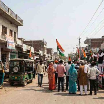 The Battle for UP’s Soul Is It Being Fought in the Streets or in the Polls-Wisekhabar The Battle for UP’s Soul Is It Being Fought in the Streets or in the Polls